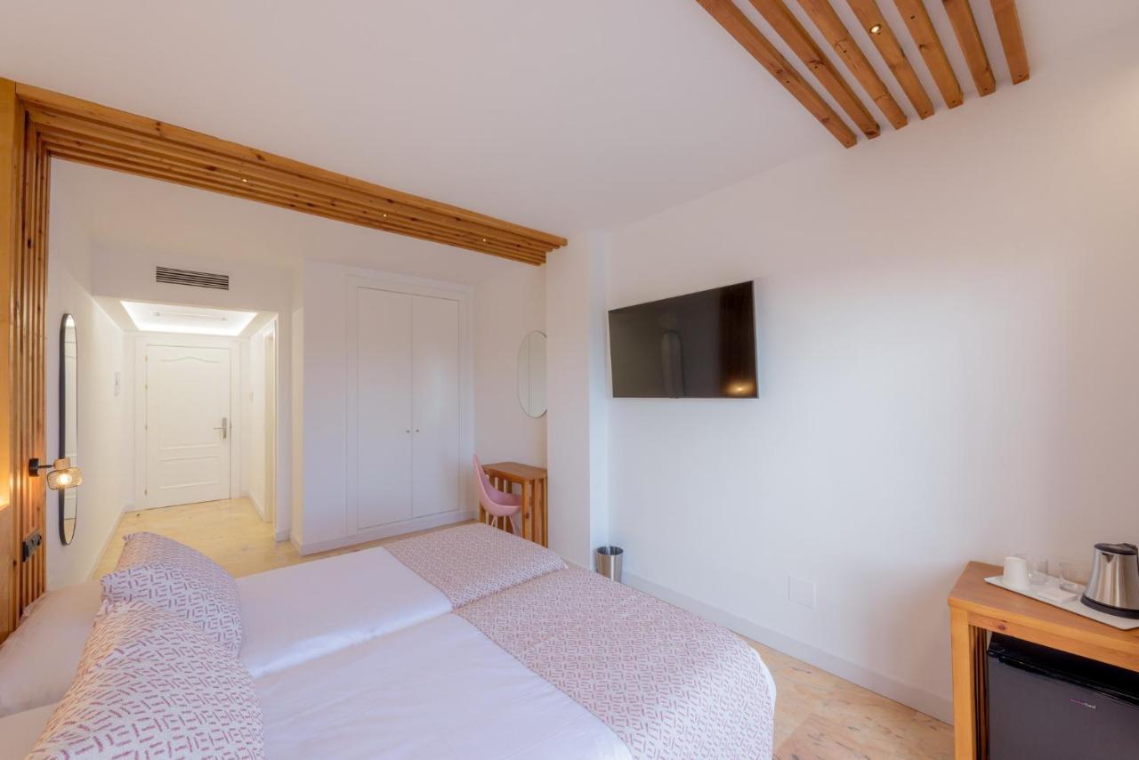 Deluxe Double Room Balcony