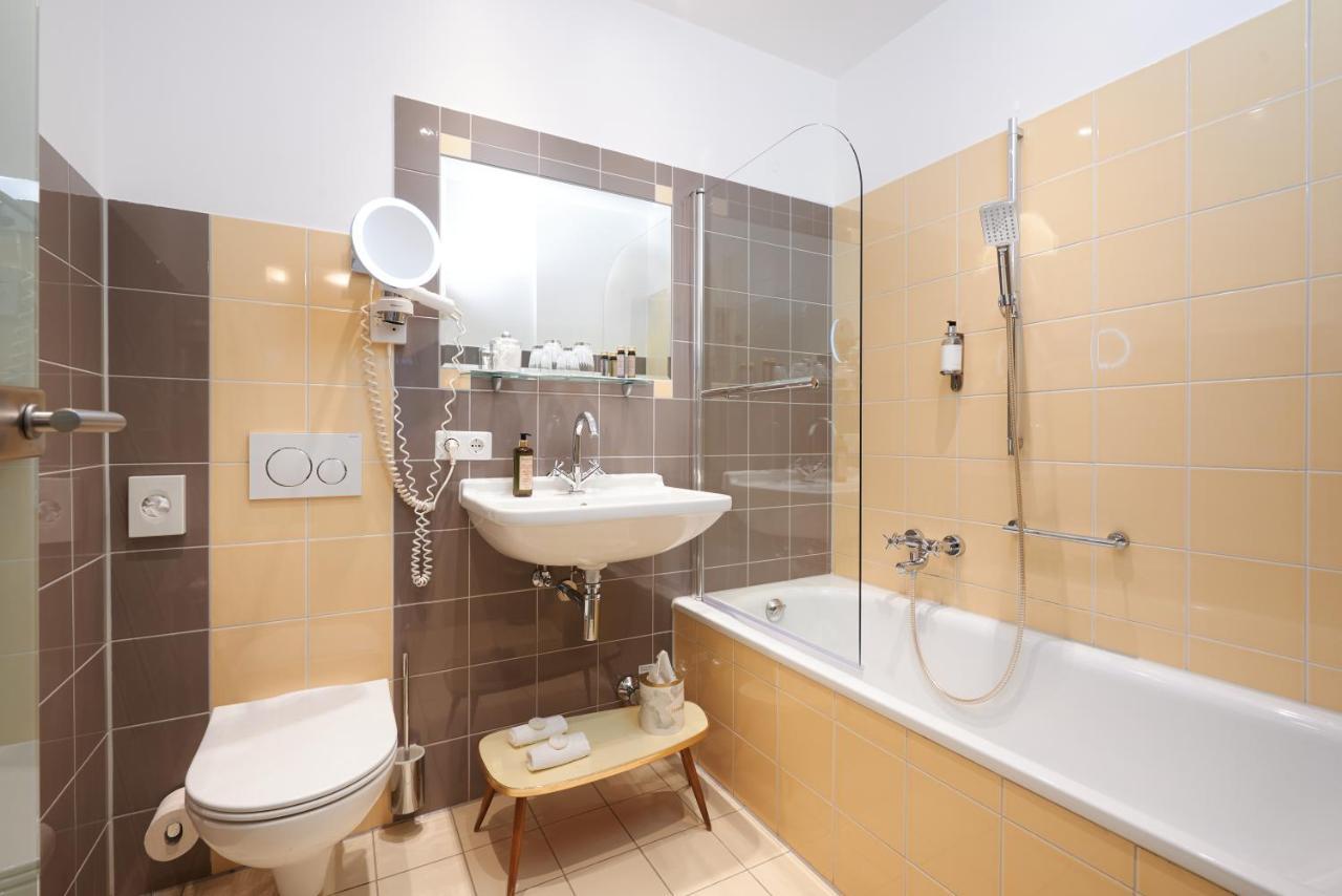 Comfort Double or Twin Room