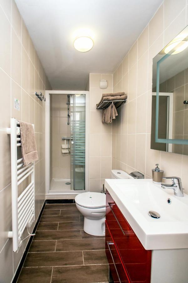 Standard Double Room,1169264761:JPEG