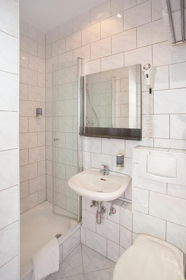 Micro Single Room