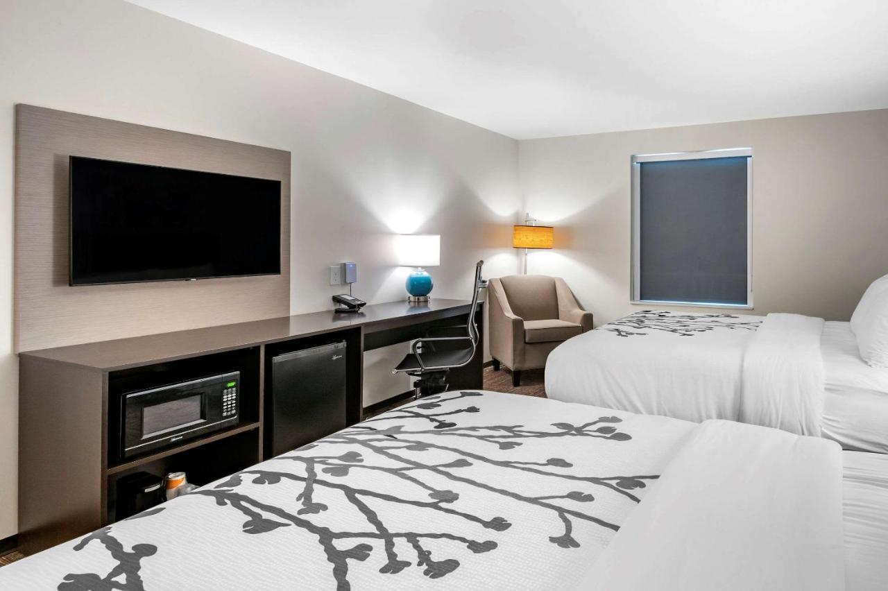 Standard Queen Room with Two Queen Beds - Non Smoking