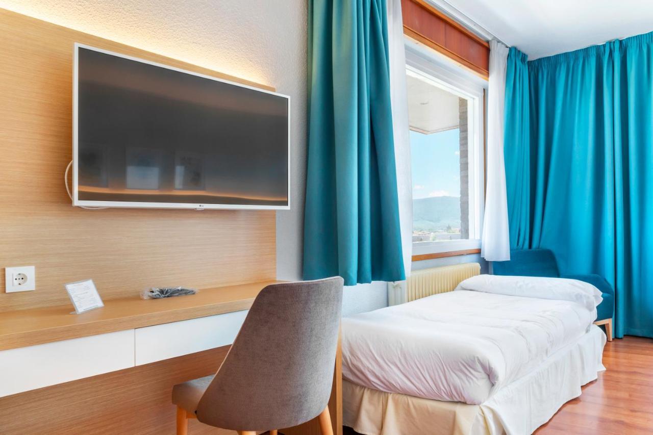Quadruple Room Terrace