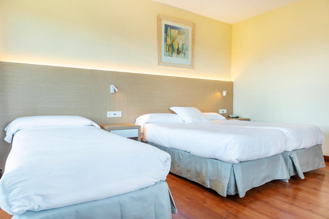 Quadruple Room Terrace