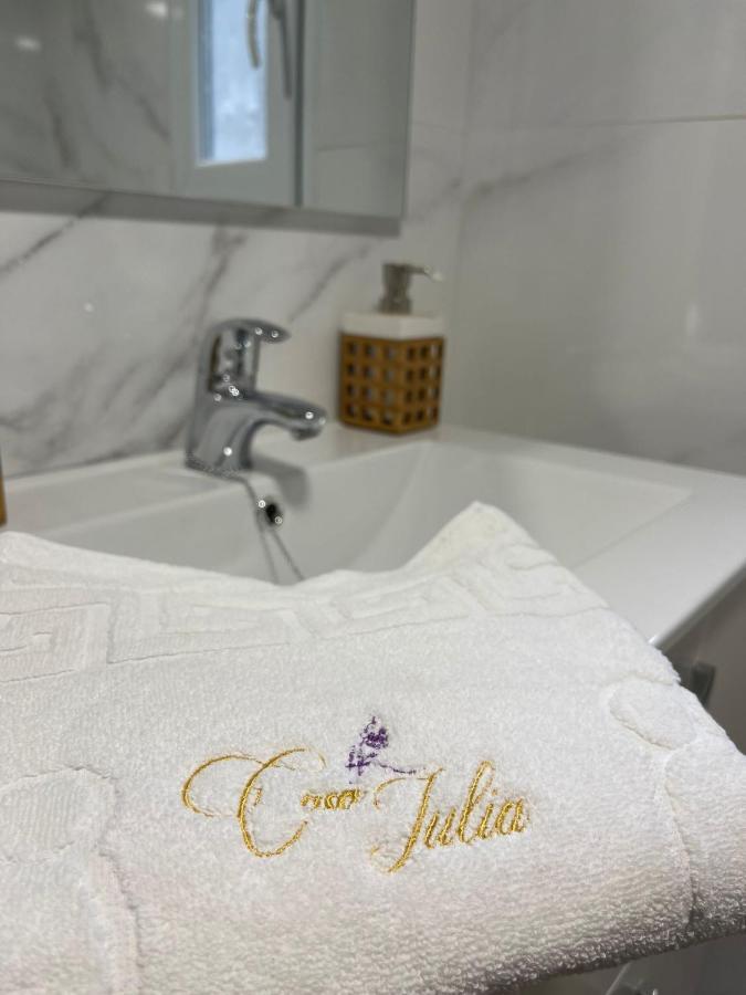 Deluxe Double Room,1172802177:JPEG