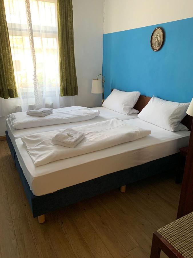 Double Room Shared Toilet