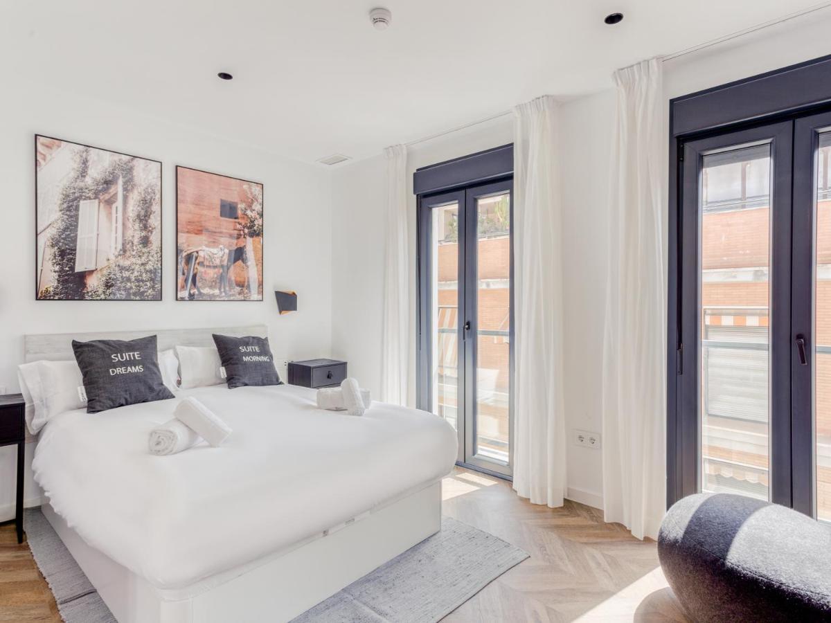 One-Bedroom Apartment XL