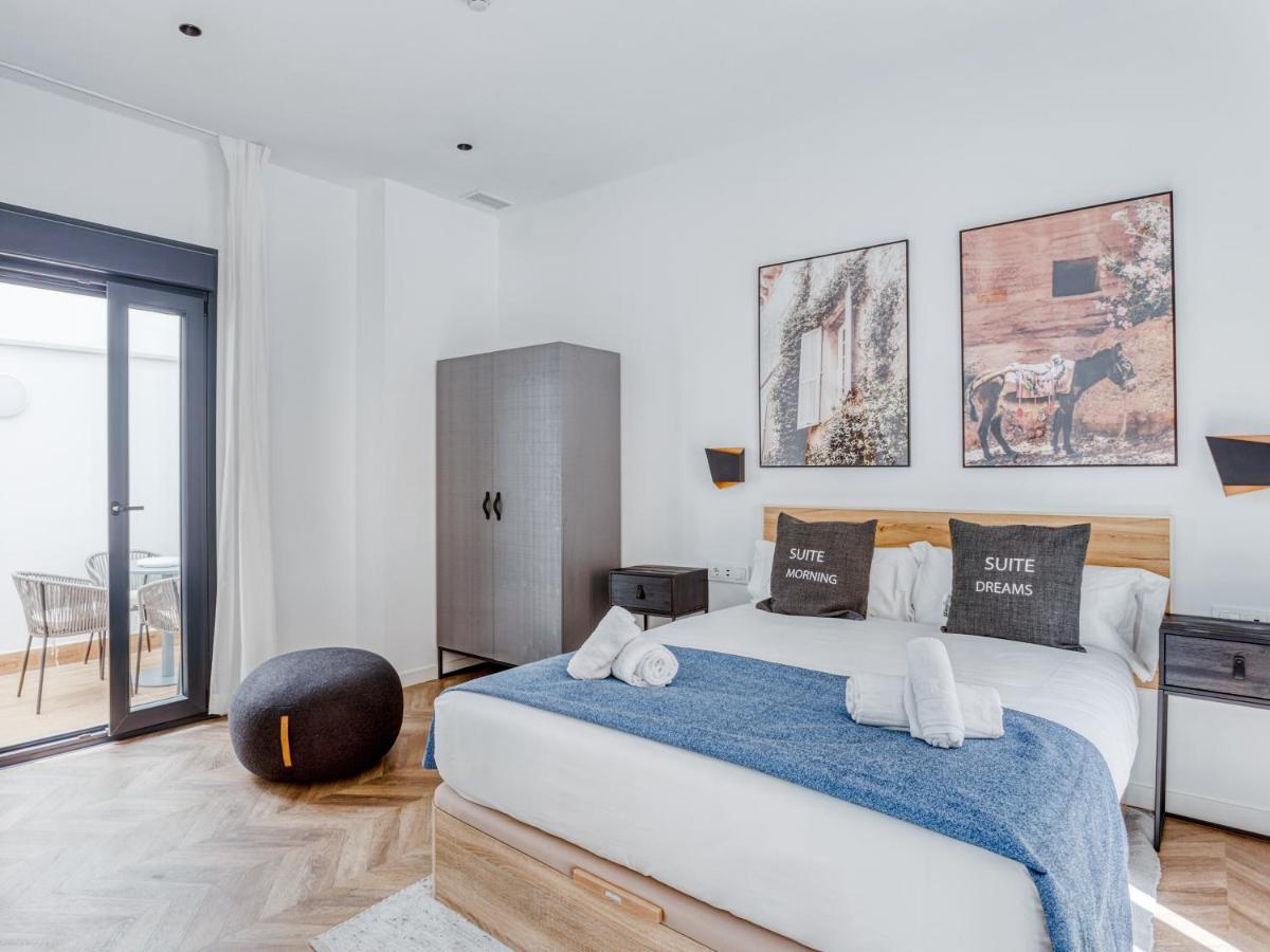 One-Bedroom Apartment terrace disability access