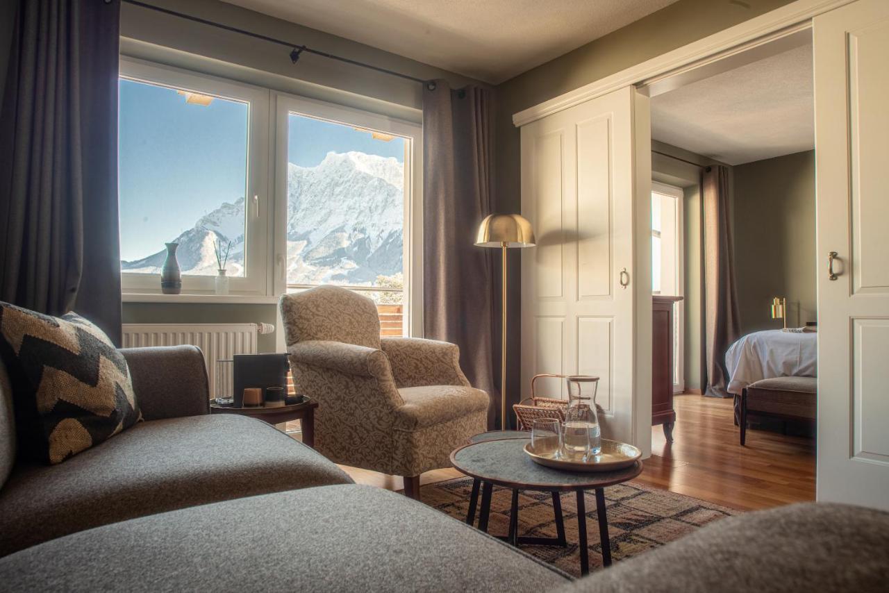 Suite Balcony,1163314899:JPEG