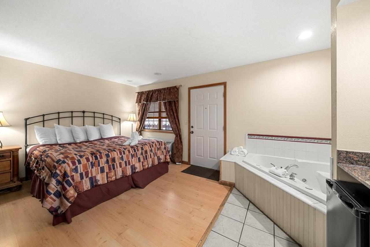 King or Queen Room Spa Bath Non-Smoking