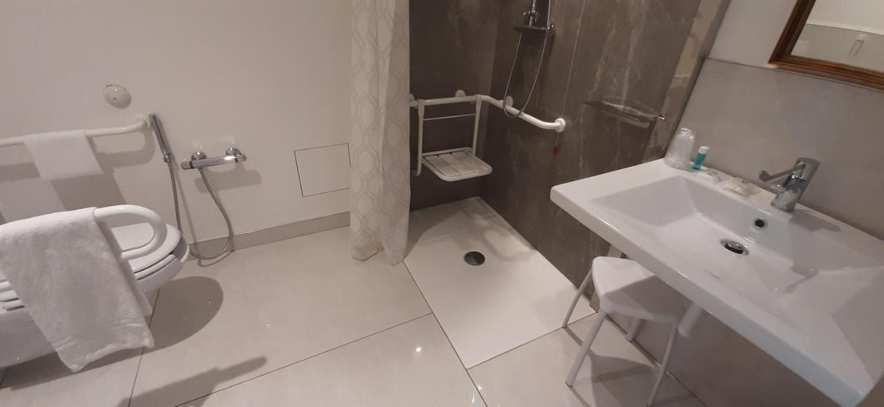 Double Room Disability Access,1173647607:JPEG