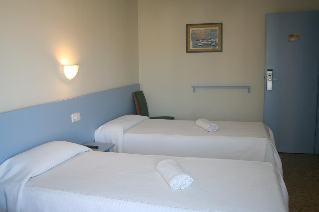 Twin Room,117449812:JPEG