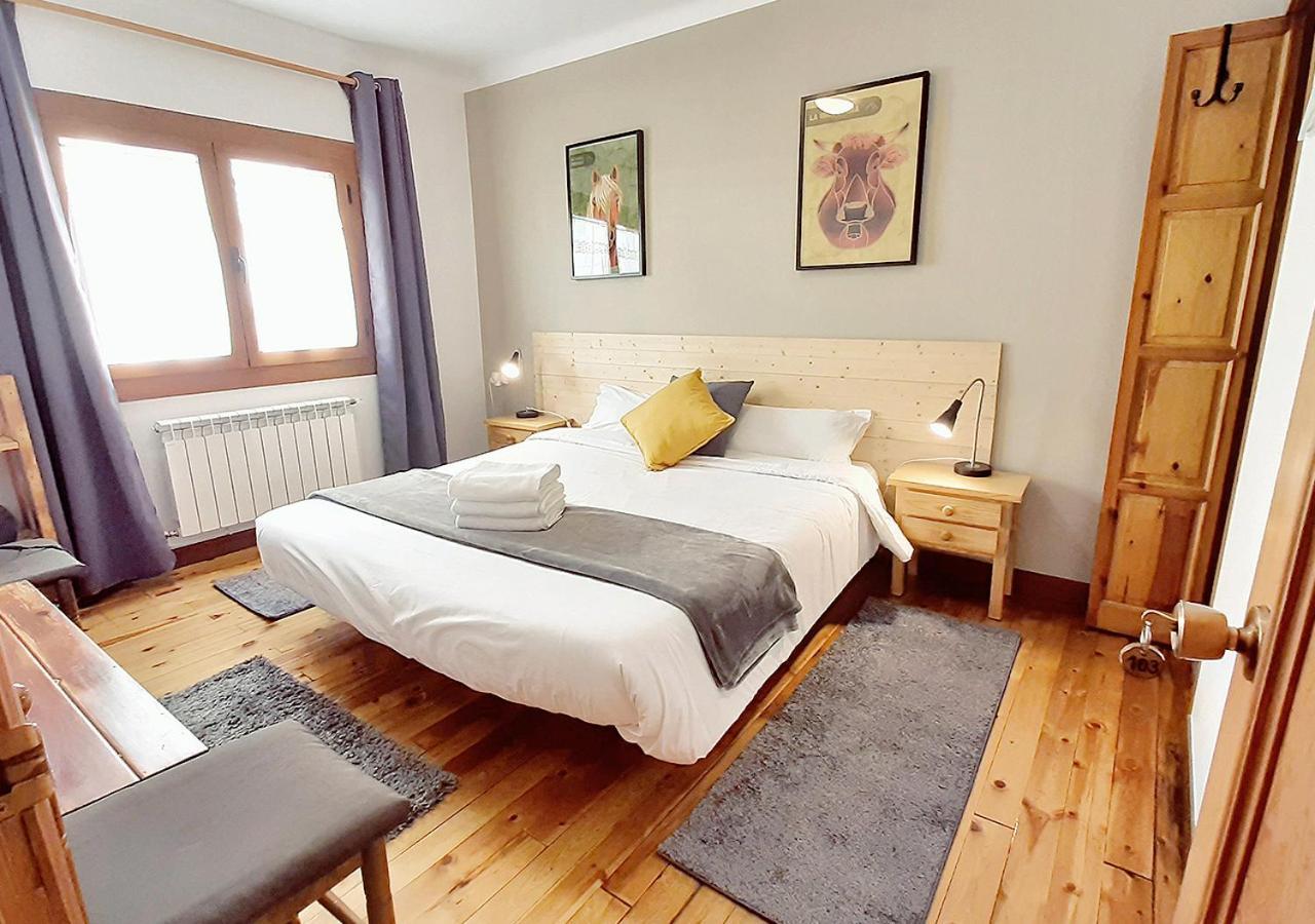 Double Room Shared Toilet