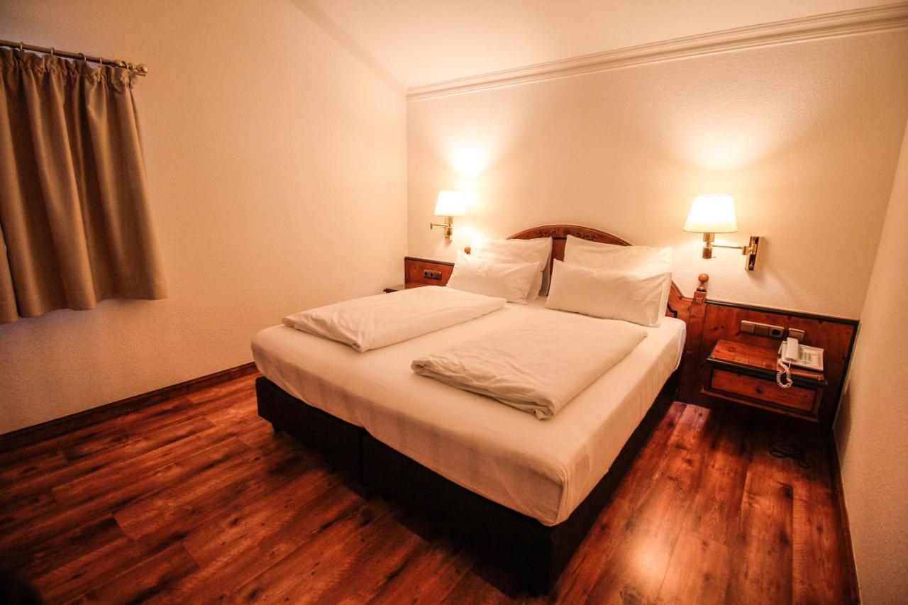 Maisonette Room,1278481330:JPEG