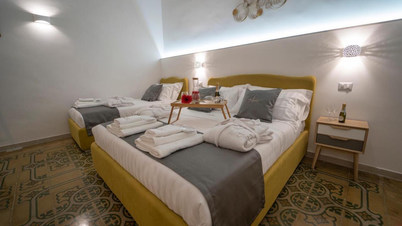 Deluxe Family Suite