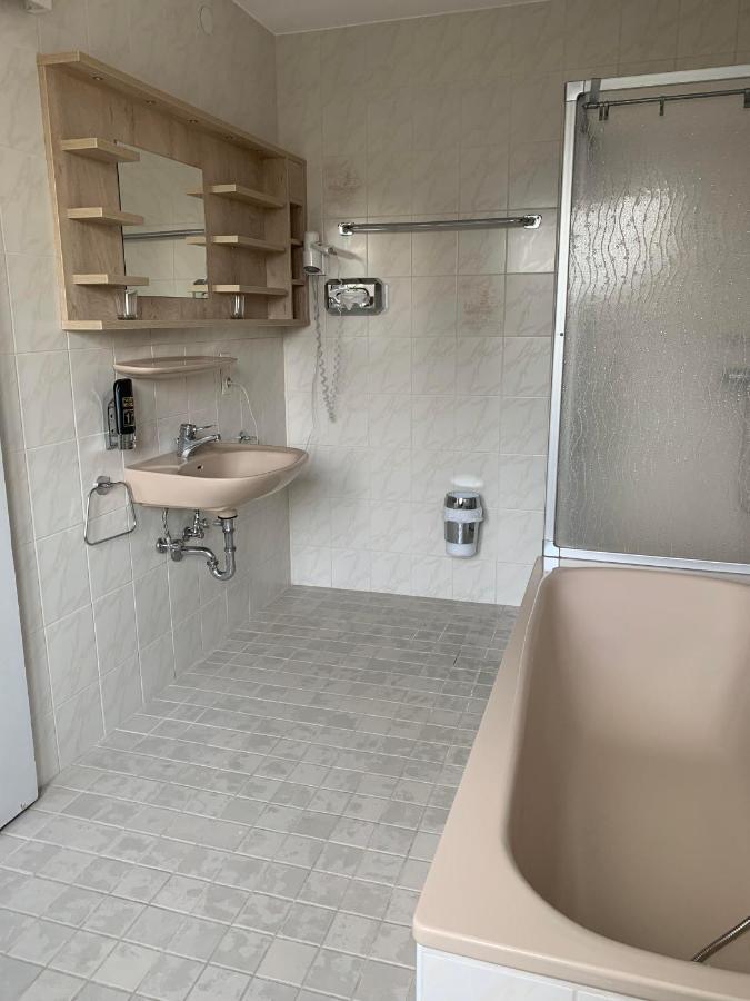 Double Room Private Bathroom
