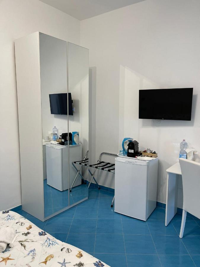 Double or Twin Room Bathroom