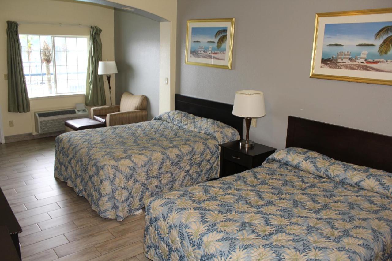 Standard Queen Room Two Queen Beds
