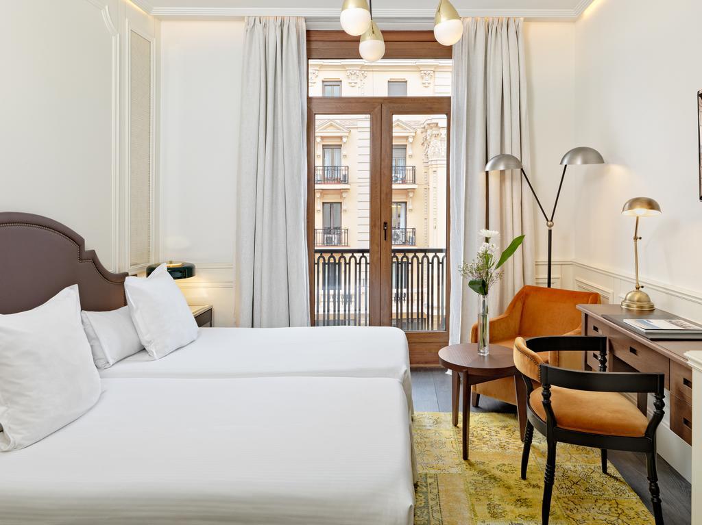 Classic Double or Twin Room City View,117411562:JPEG