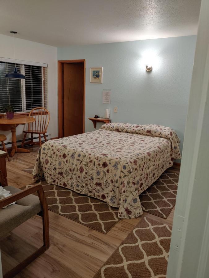 Queen Room Sea View
