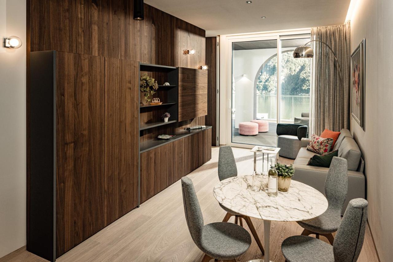 One-Bedroom Suite Lake View