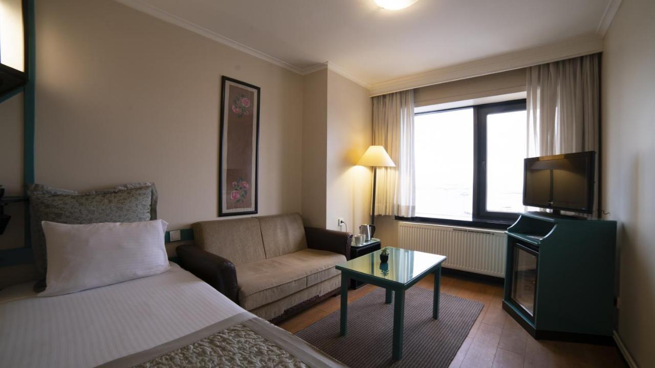 Standard Single Room