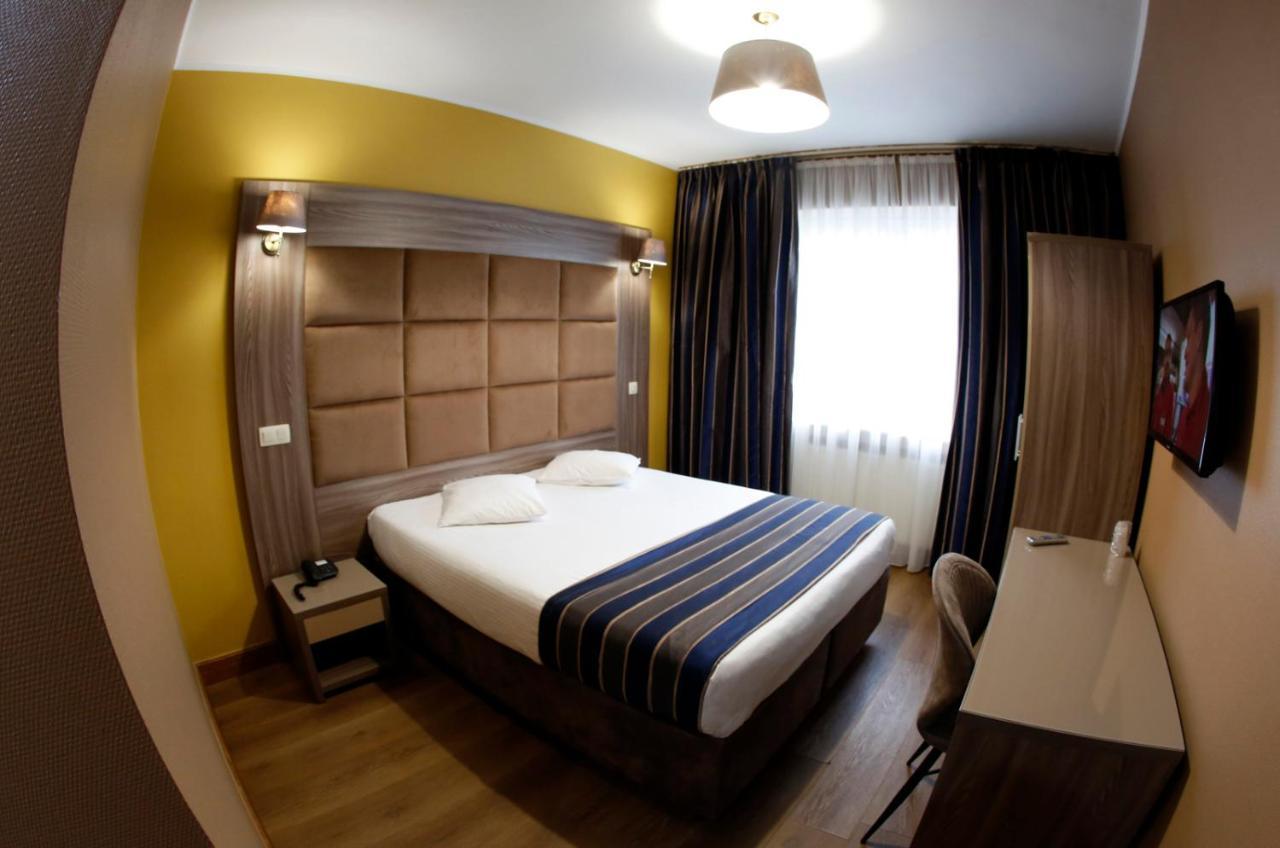 Standard Double Room,999104658:JPEG
