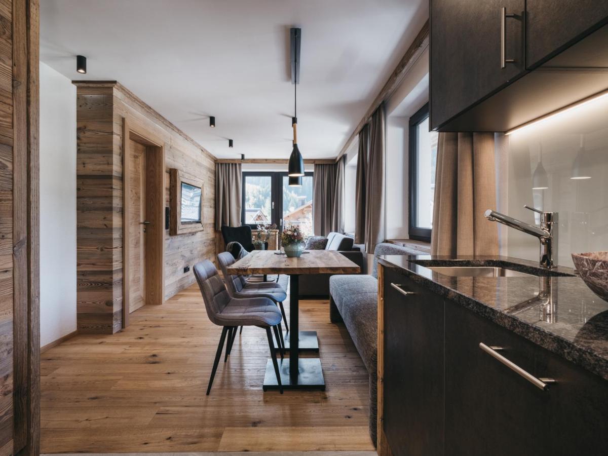 Superior One-Bedroom Suite
