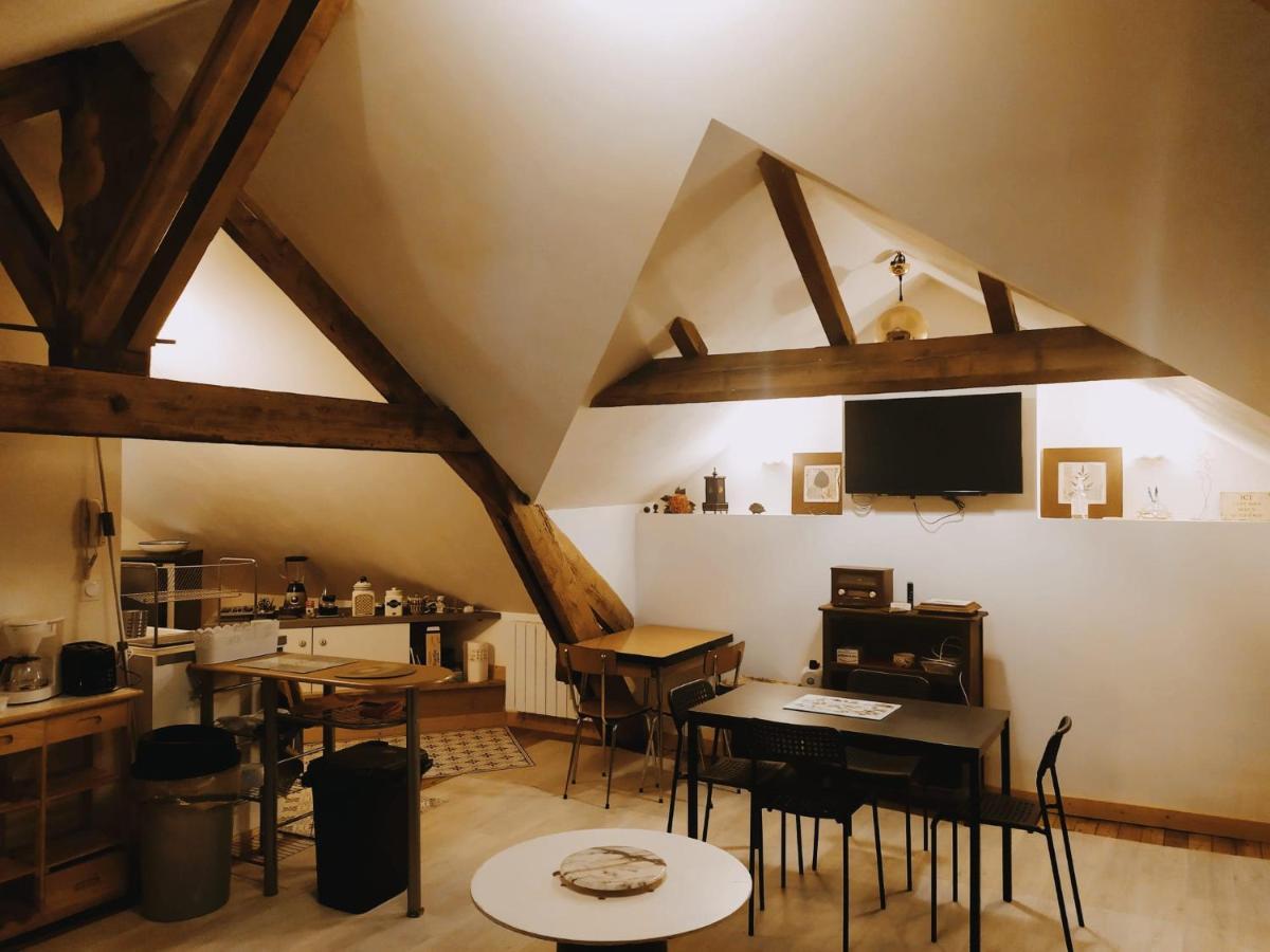 One-Bedroom Apartment,1178554087:JPEG