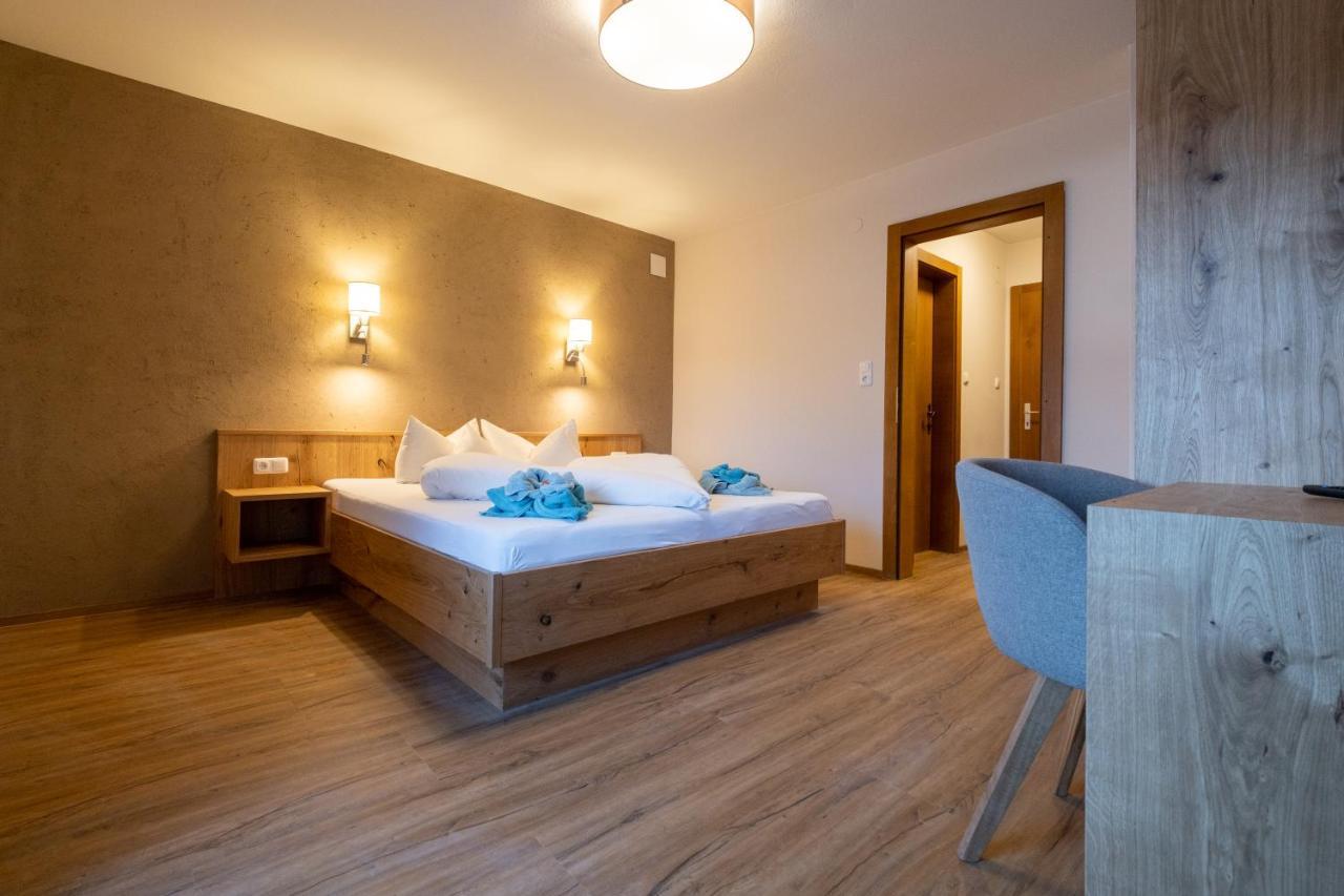 Superior Double Room,1178852650:JPEG