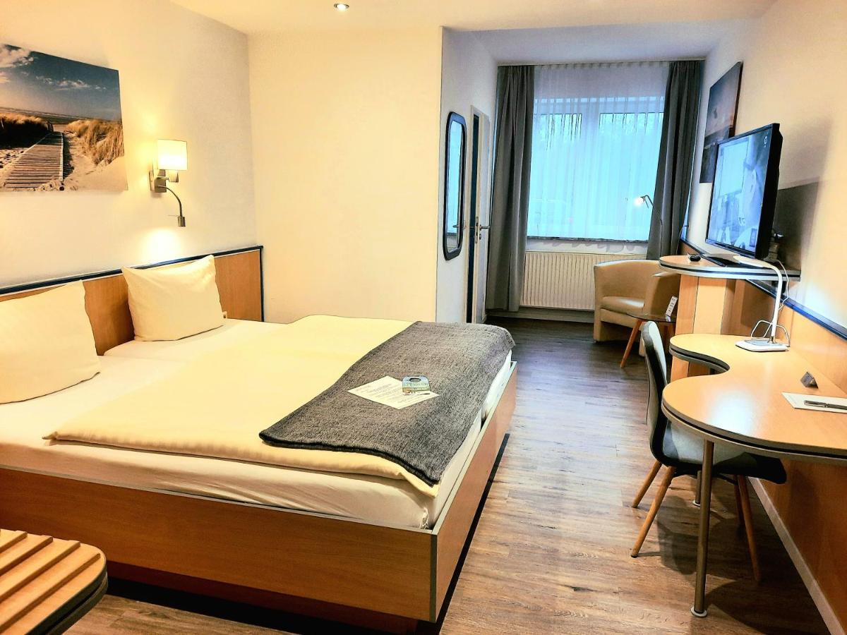 Double Room,1179132547:JPEG