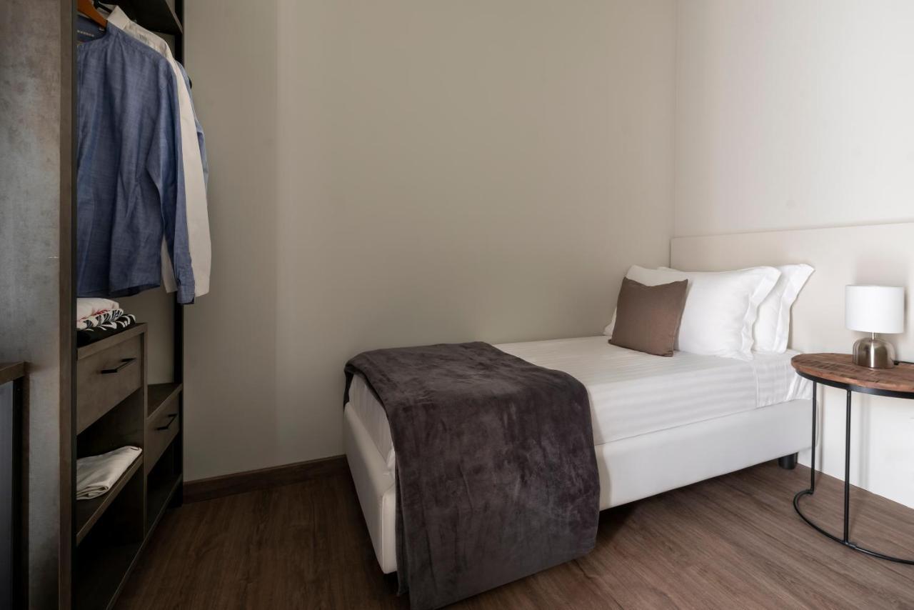 Deluxe Single Room,1179324640:JPEG