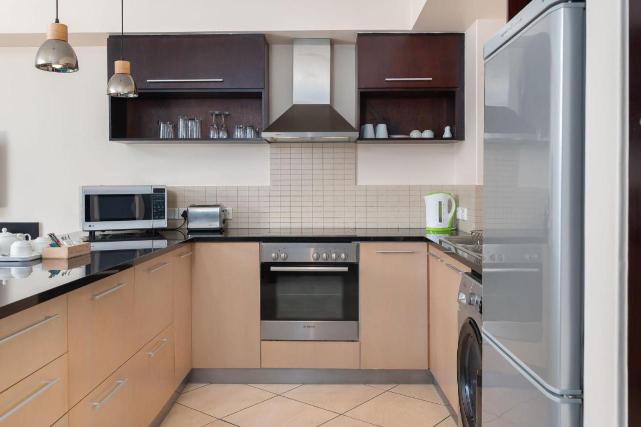 One-Bedroom Apartment,1179983593:JPEG