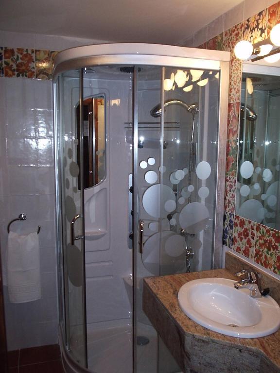 Twin Room,640760130:JPEG