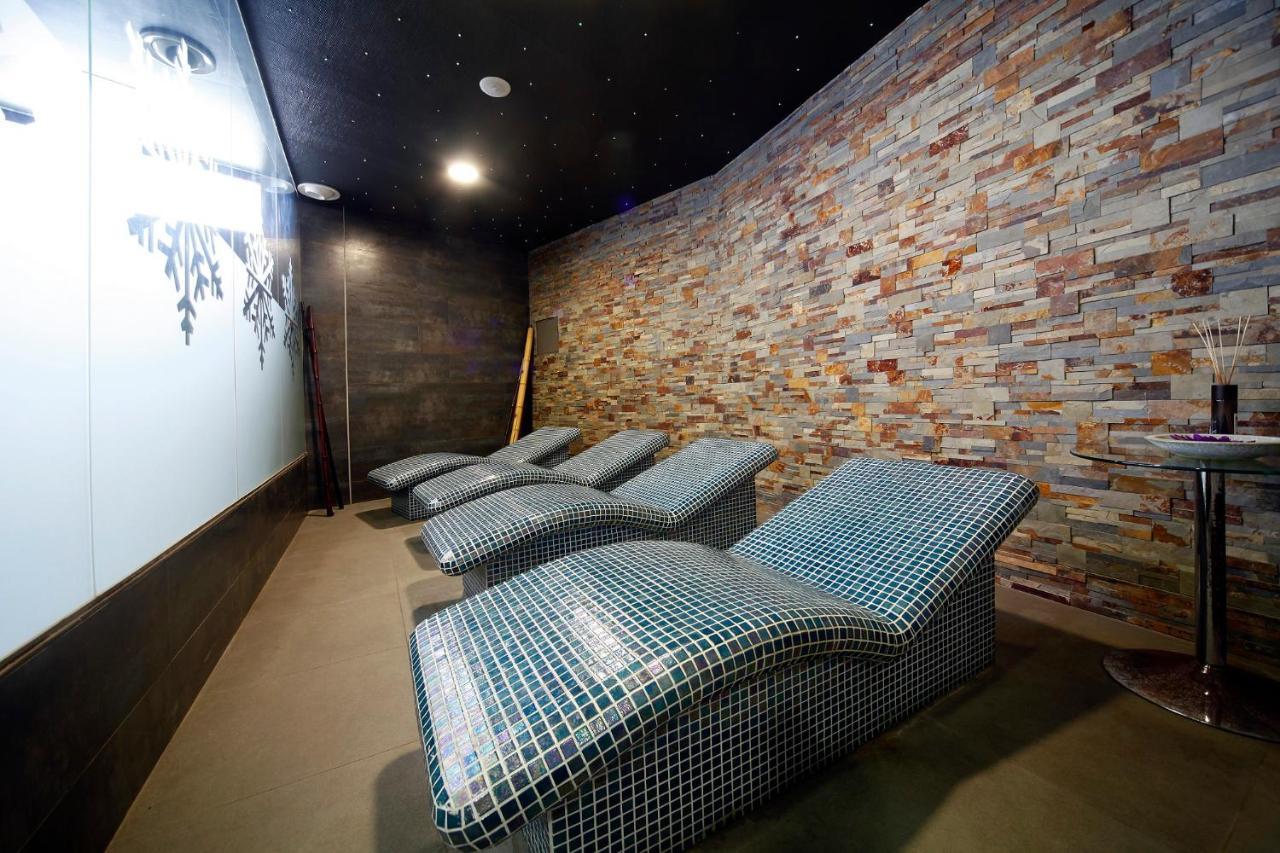 Two-Bedroom Apartment Spa Access