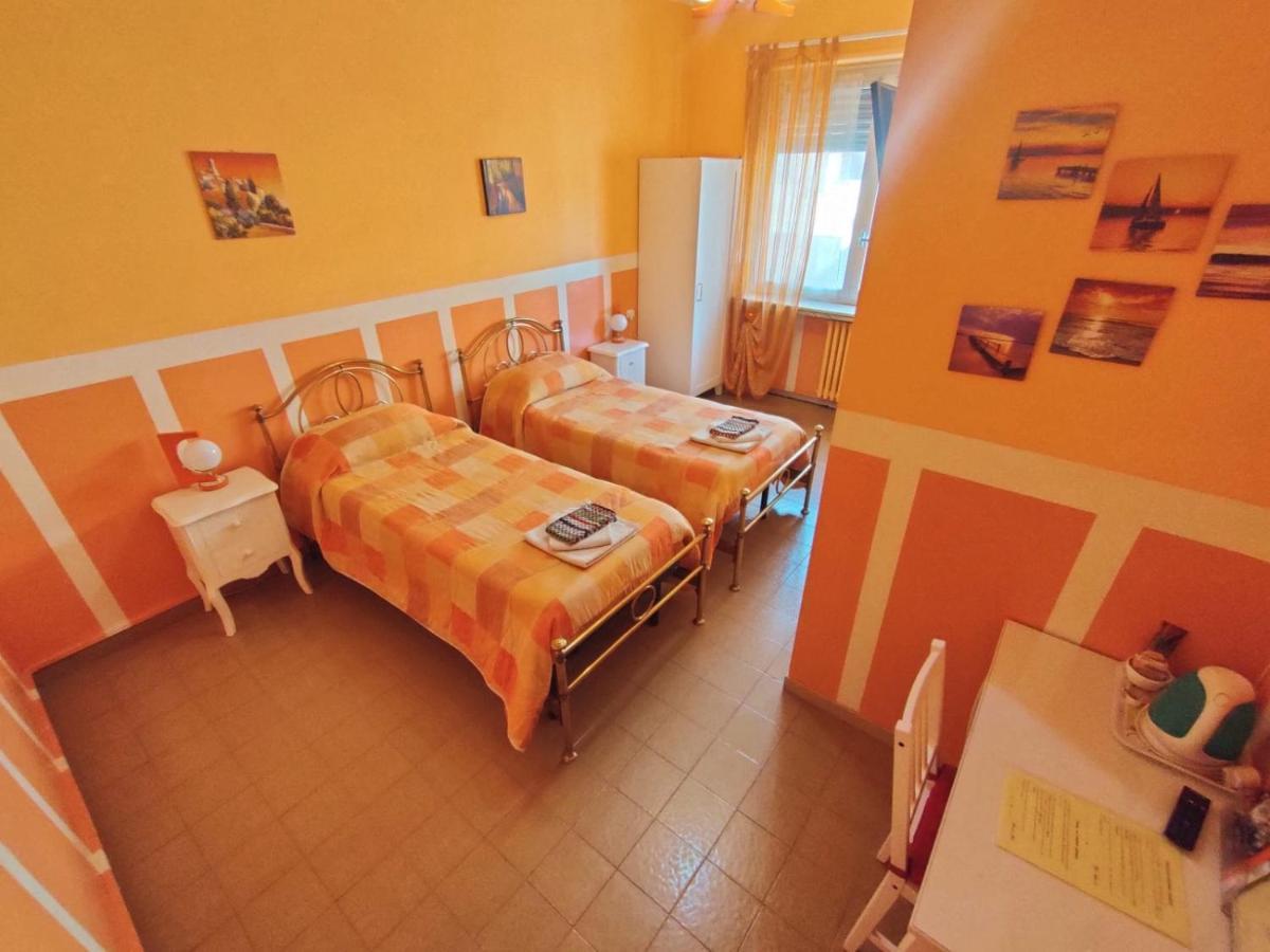Double or Twin Room Private Bathroom