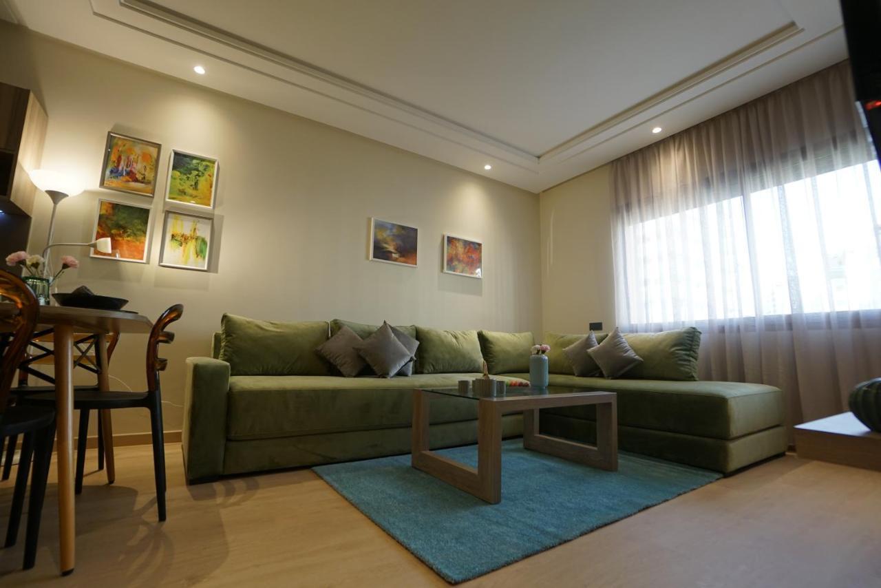 Deluxe Apartment