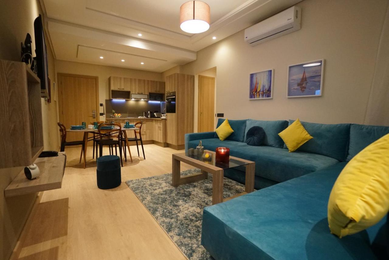Deluxe Apartment