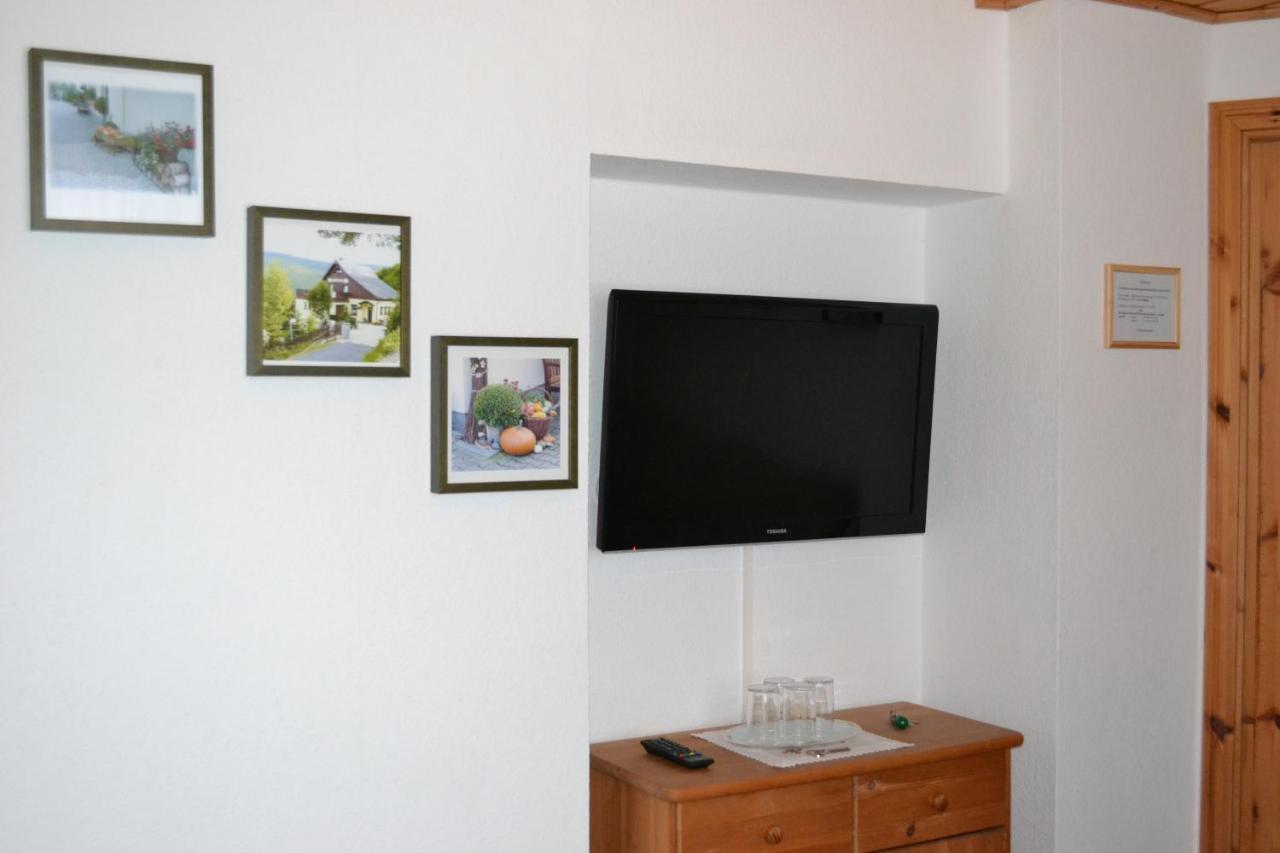 Family Room,1181695426:JPEG