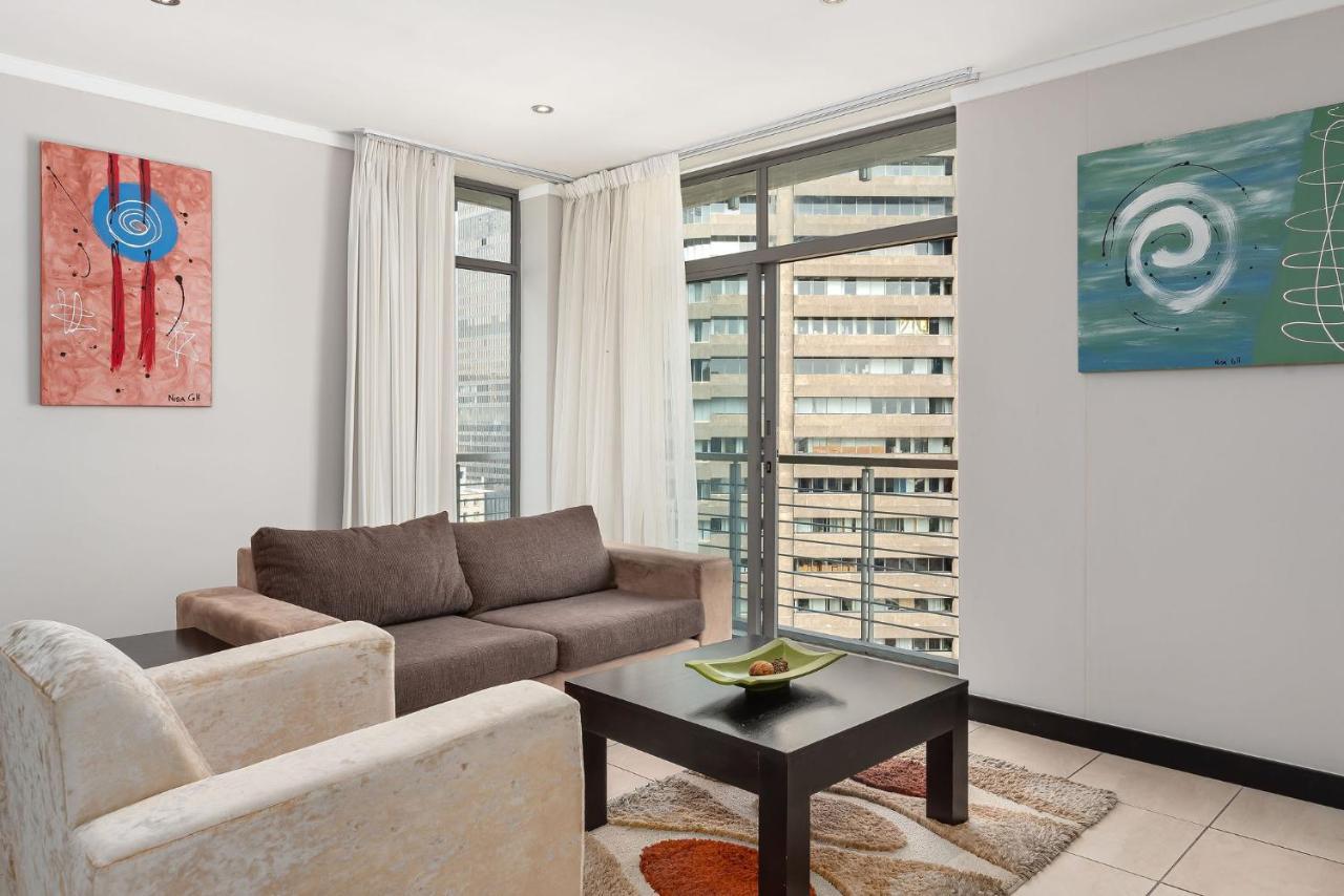 Superior Two-Bedroom Apartment,1181757040:JPEG