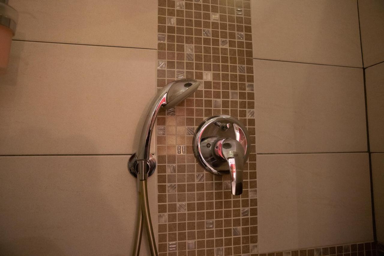 Double or Twin Room Private Bathroom