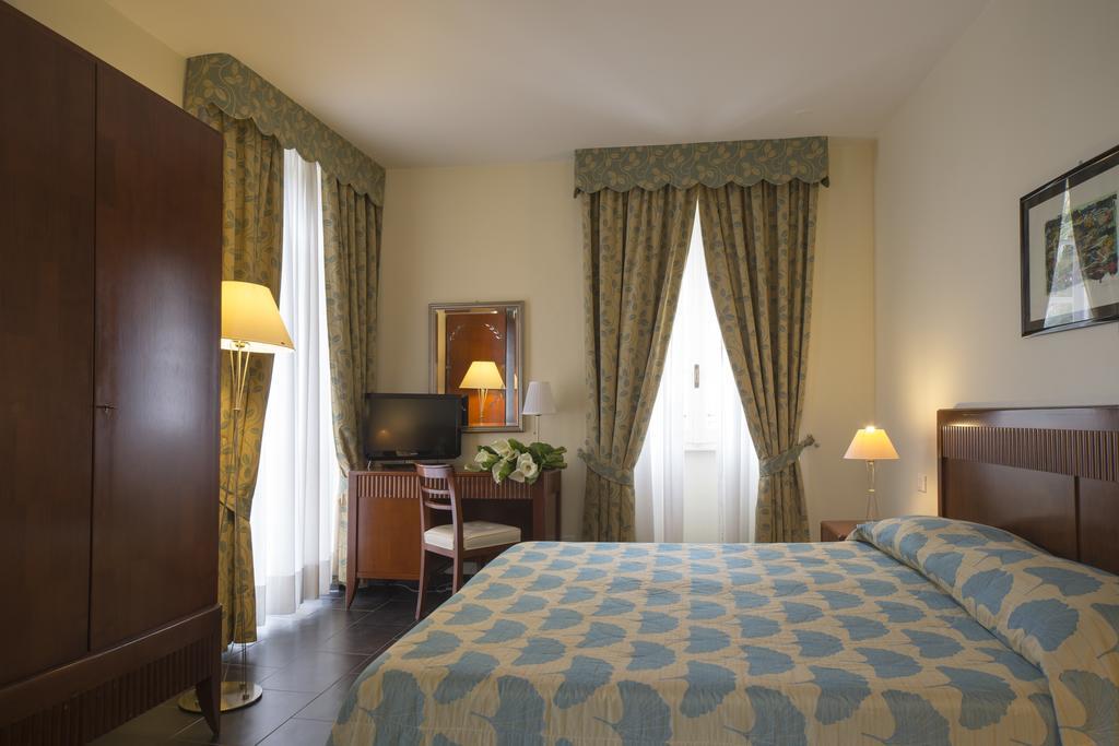 Double Room Terrace,118225924:JPEG