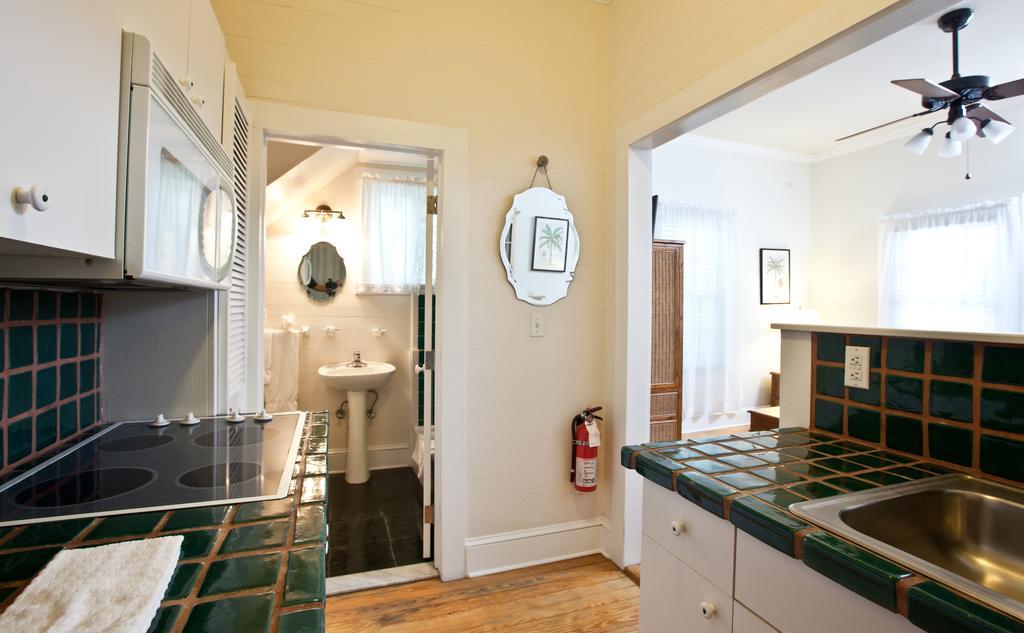 Two-Bedroom Suite (Arch House)