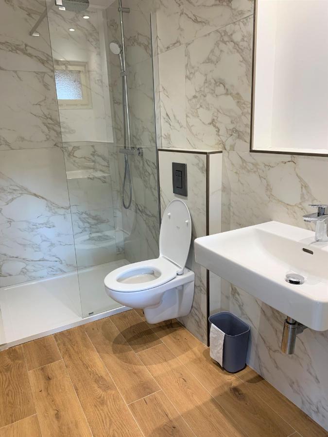 Apartment Premium,1182159334:JPEG