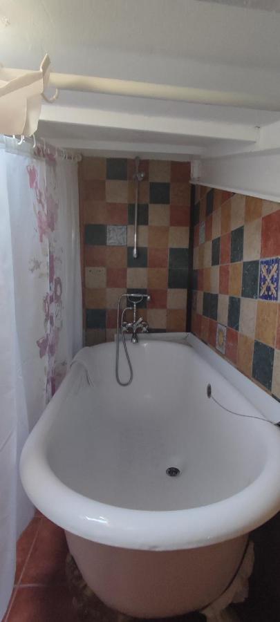 Double Room Bathtub