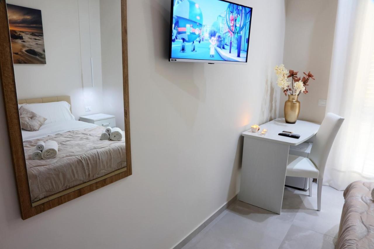 Double Room Private Bathroom