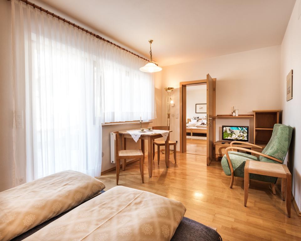 Superior Apartment One Bedroom Terrace,988205614:JPEG