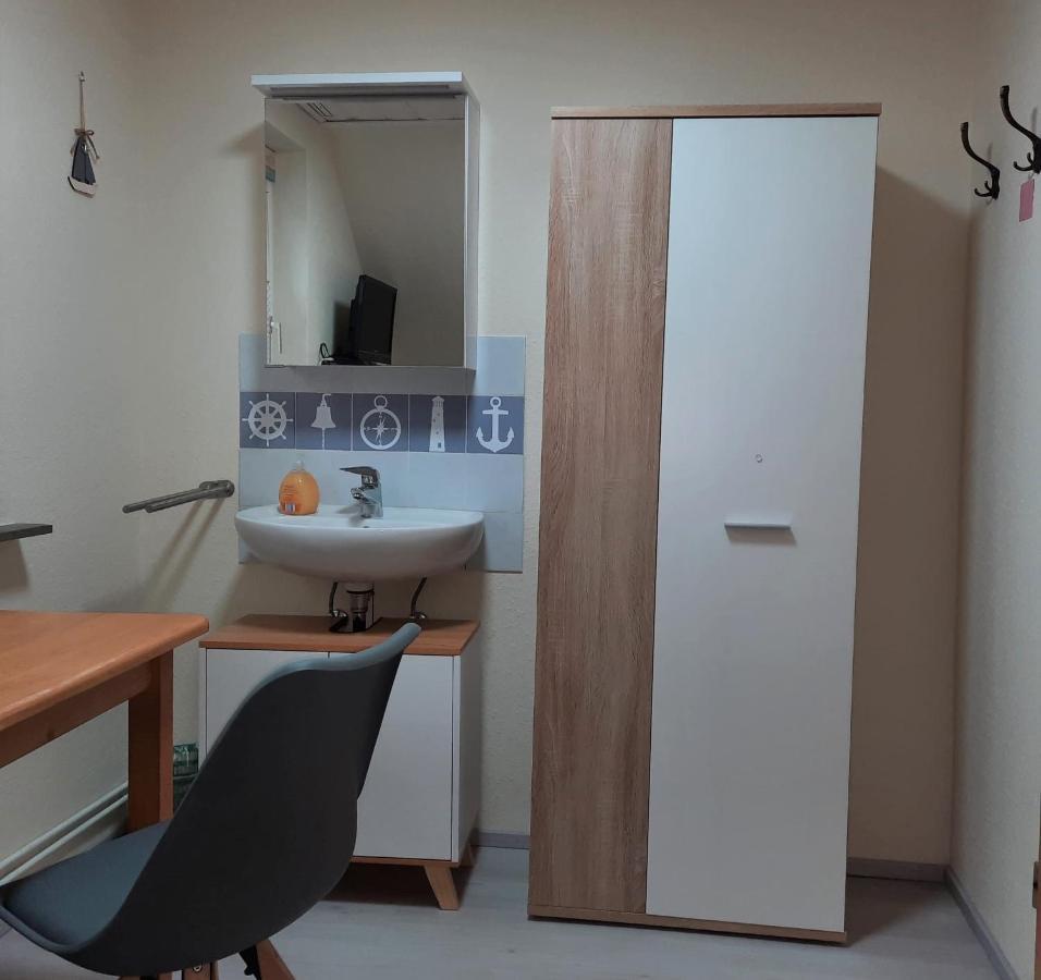 Single Room,1183043713:JPEG