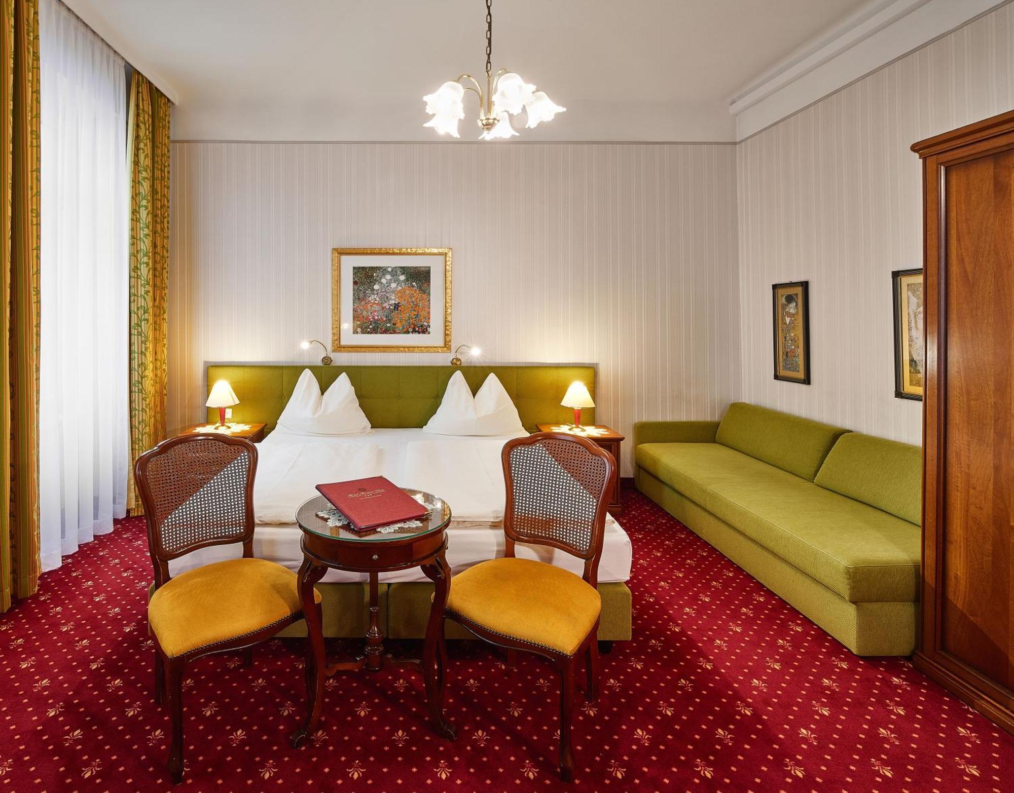 Comfort Double or Twin Room