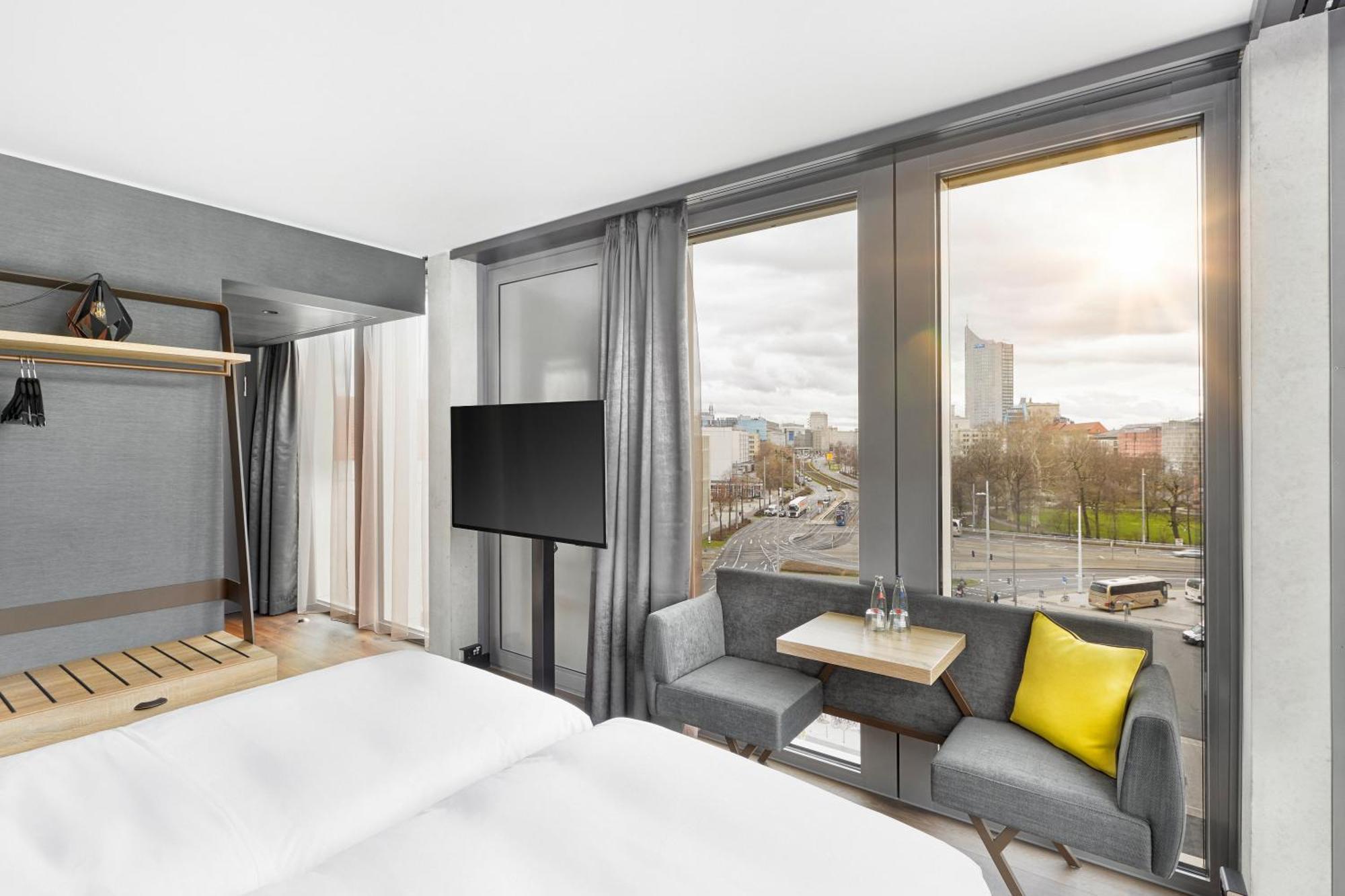Business Double Room,1011856891:JPEG