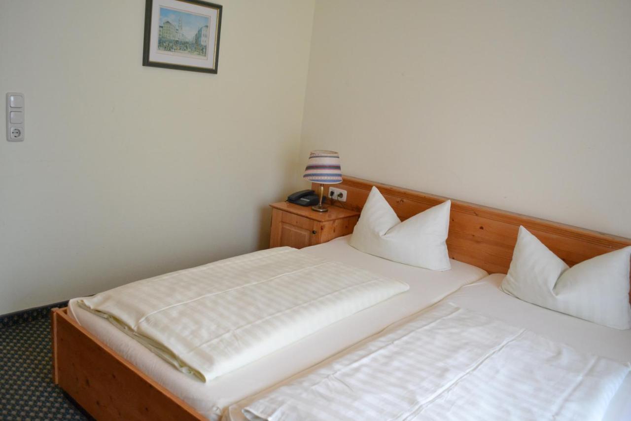 Budget Double Room,1183414165:JPEG
